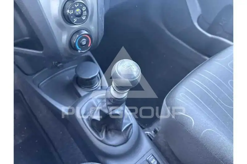 2011 Toyota YARIS