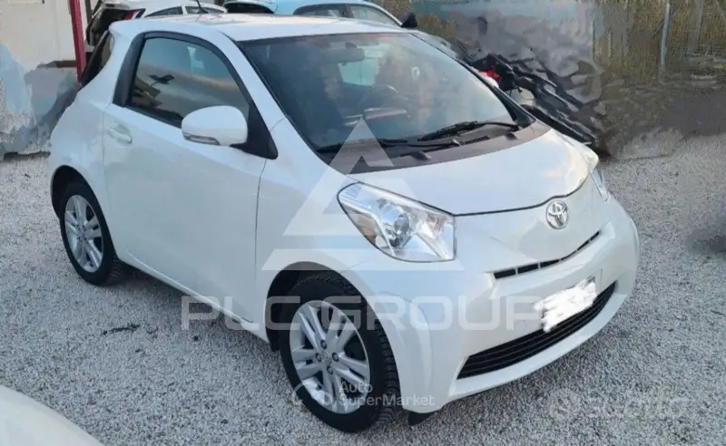 2011 Toyota IQ