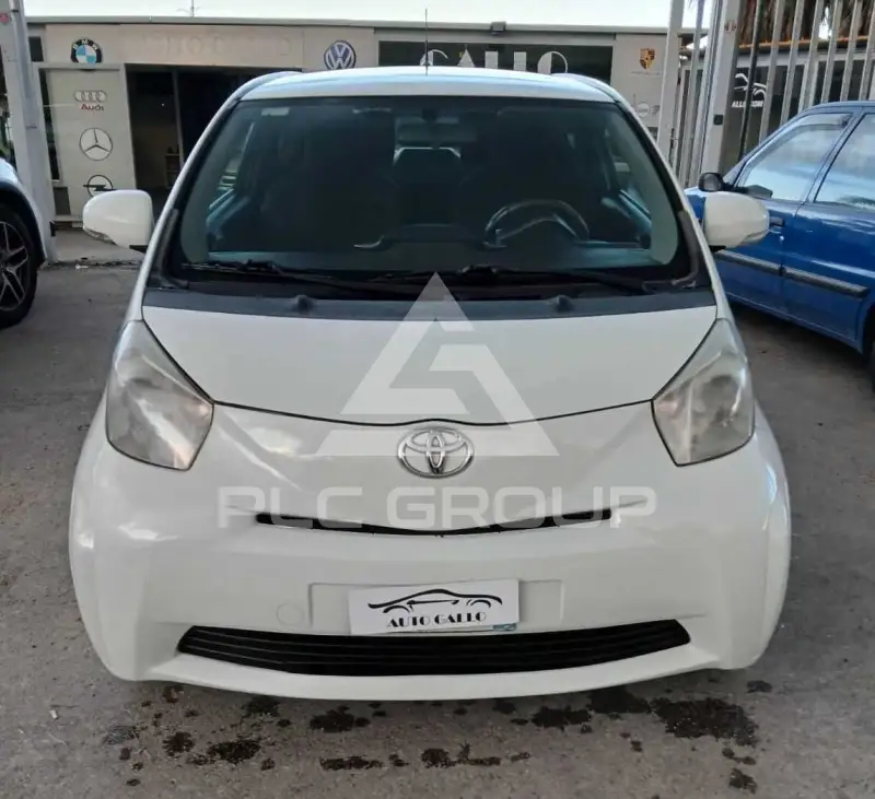 2011 Toyota IQ