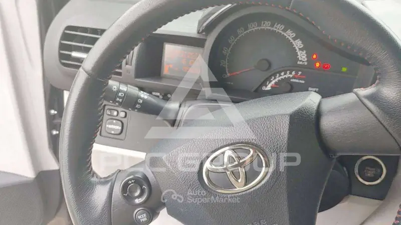 2011 Toyota IQ