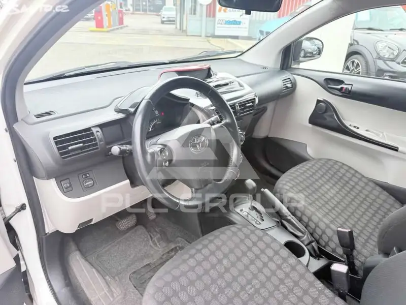 2011 Toyota IQ