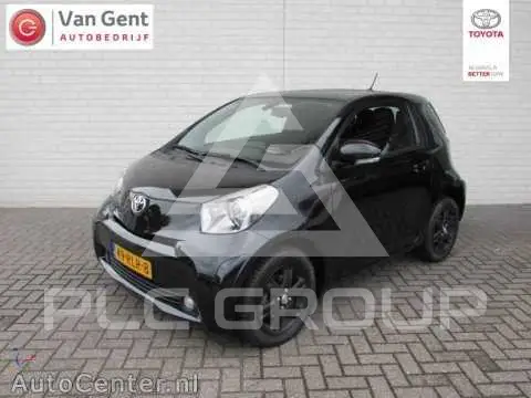 2011 Toyota IQ