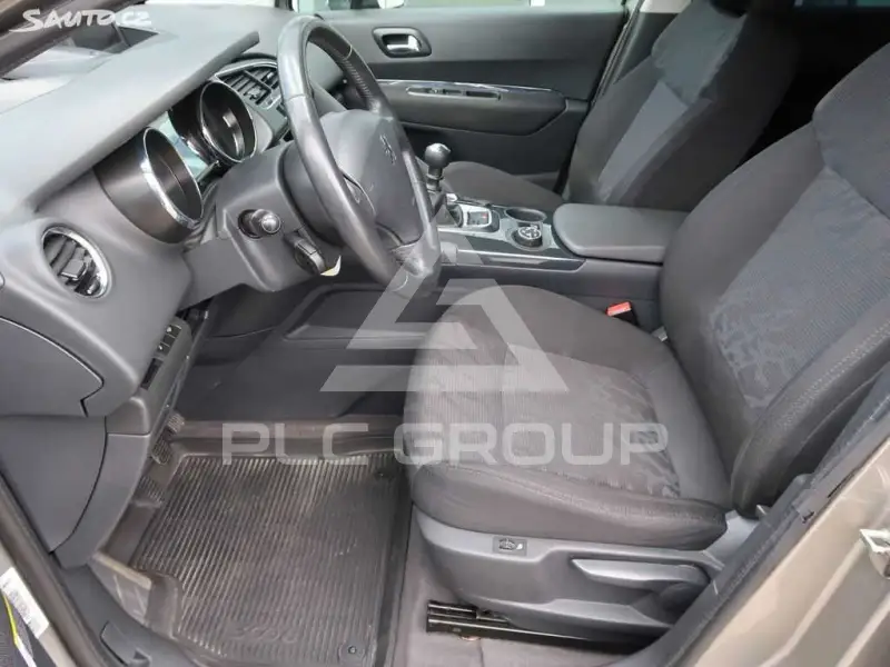 2011 Peugeot 3008