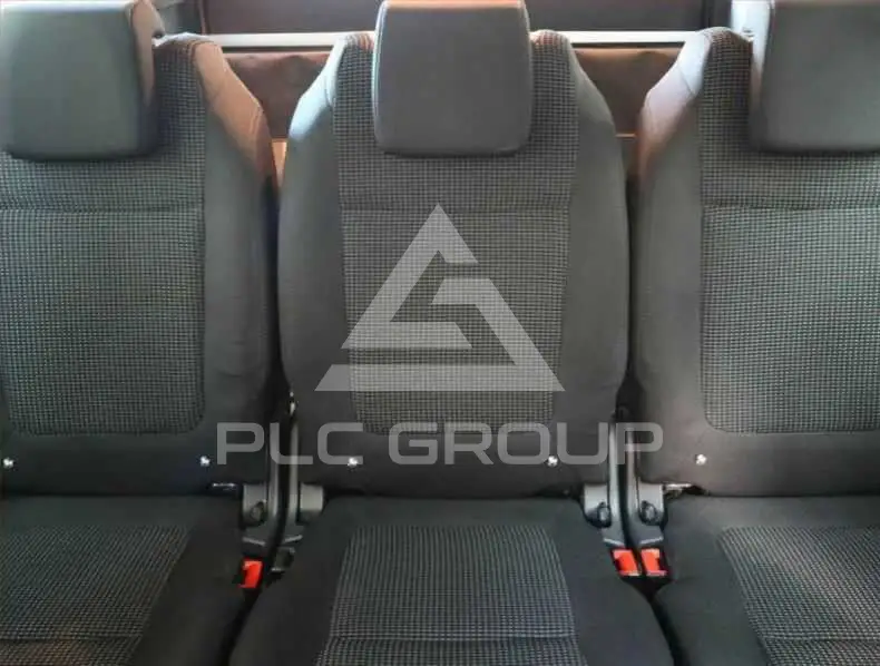 2011 Peugeot 5008