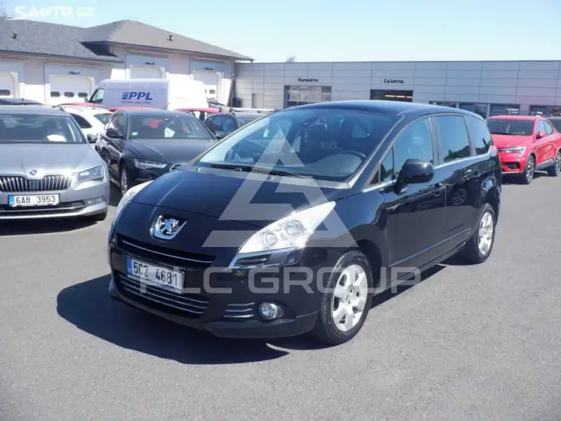 2011 Peugeot 5008