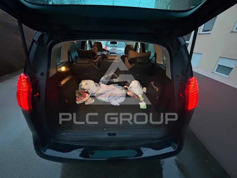 2011 Peugeot 5008