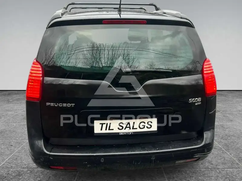 2011 Peugeot 5008
