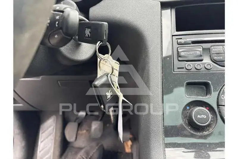 2011 Peugeot 5008