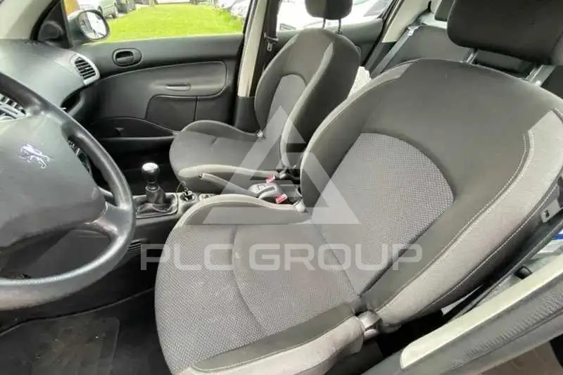 2011 Peugeot 206