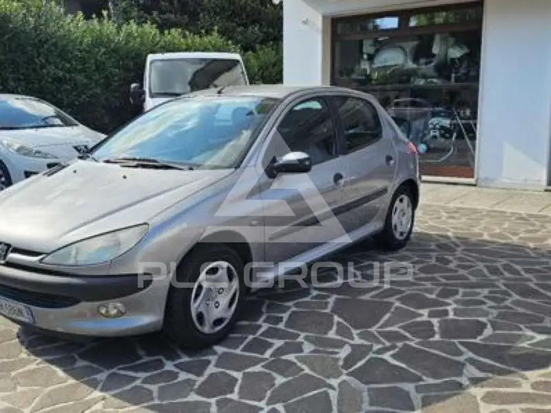 2011 Peugeot 206