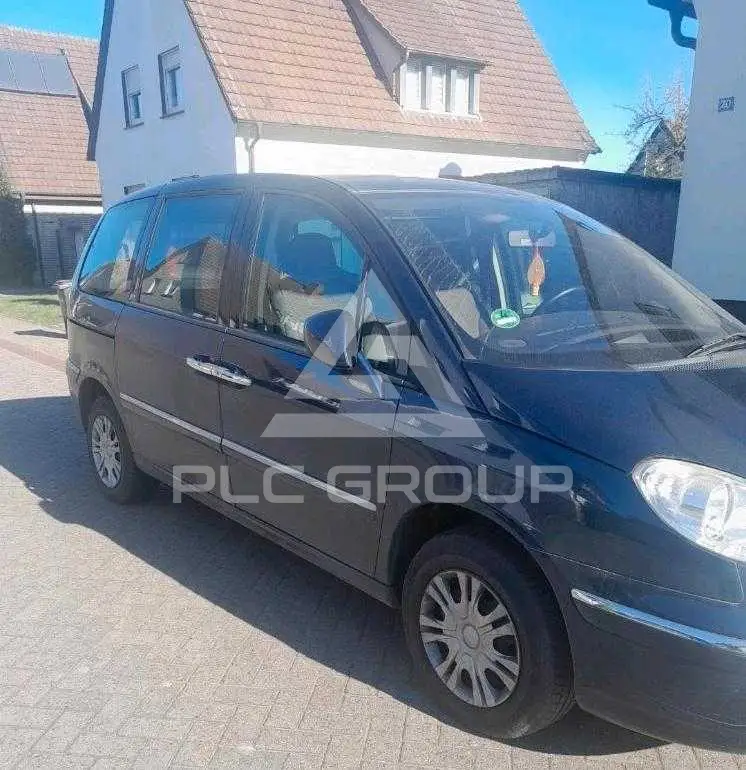 2011 Peugeot 807