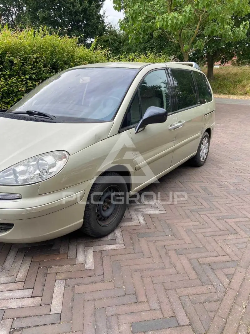 2011 Peugeot 807