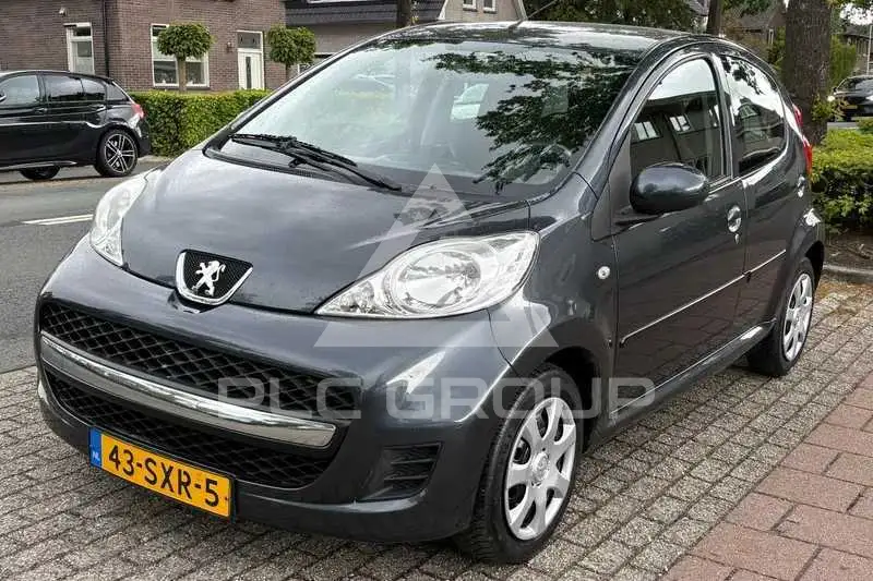2011 Peugeot 107