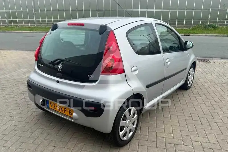 2011 Peugeot 107