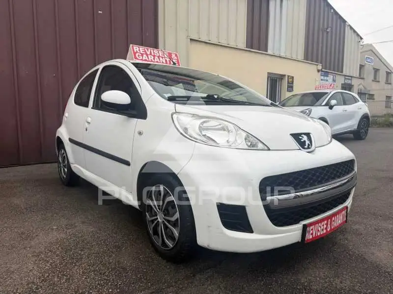 2011 Peugeot 107
