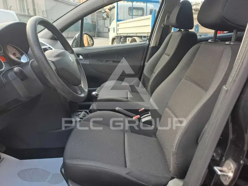 2011 Peugeot 207