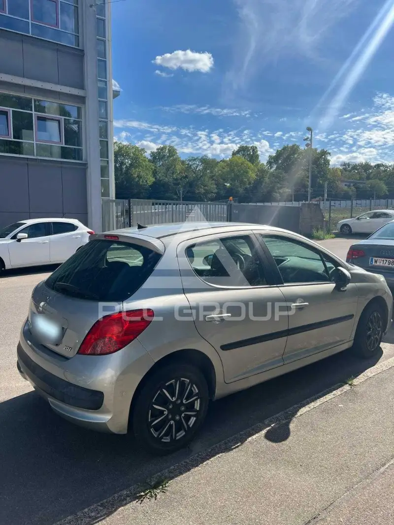 2011 Peugeot 207