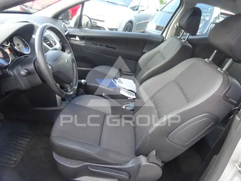 2011 Peugeot 207