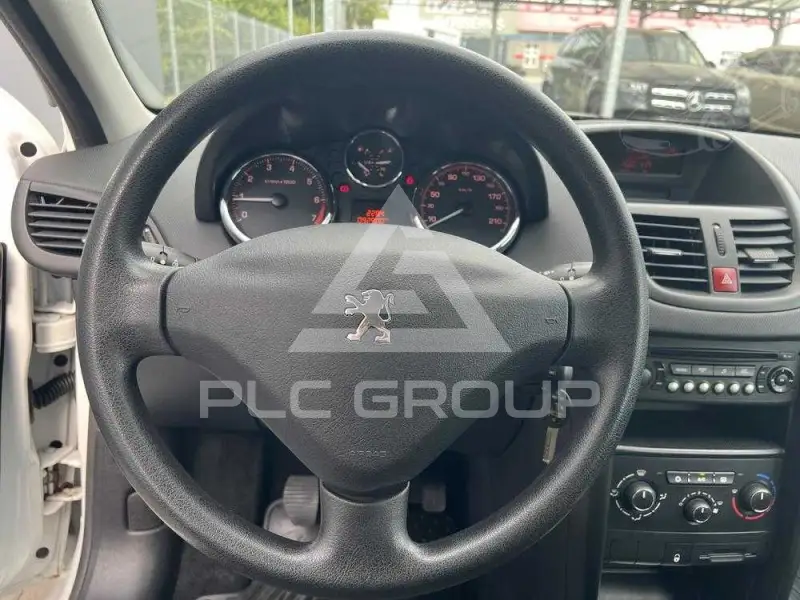 2011 Peugeot 207
