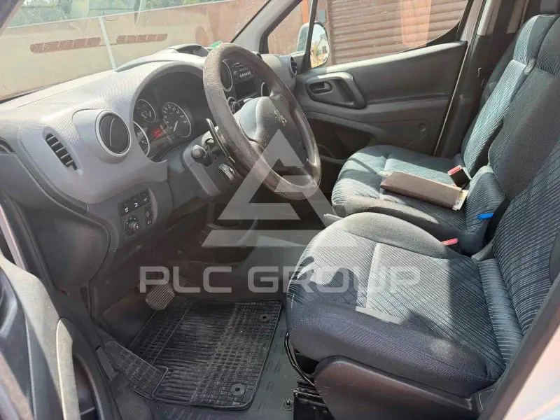 2011 Peugeot Partner