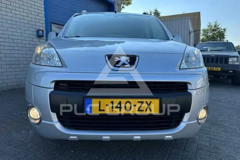 2011 Peugeot Partner