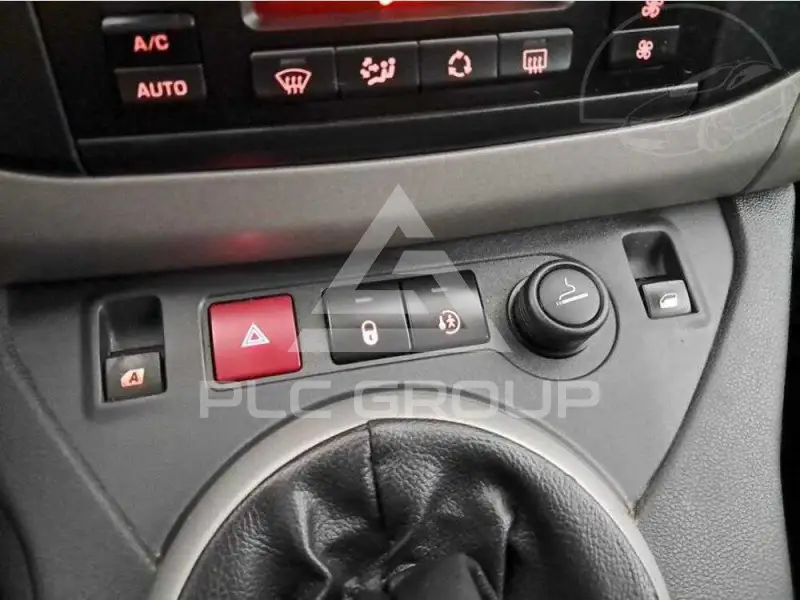 2011 Peugeot Partner