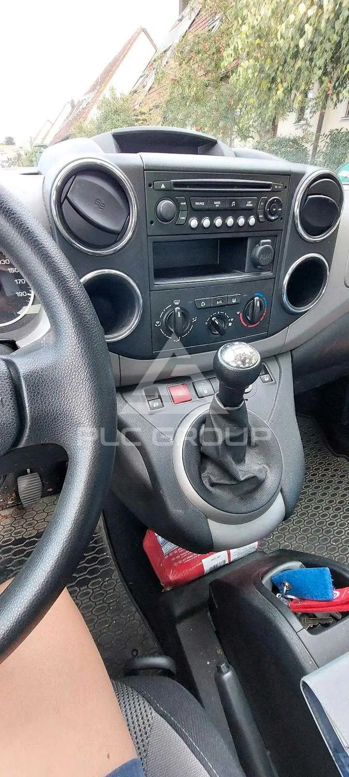 2011 Peugeot Partner