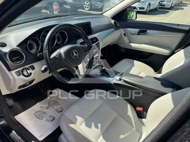 2011 Mercedes Benz E 300