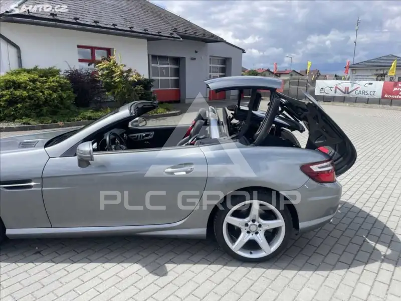 2011 Mercedes Benz SLK-Class