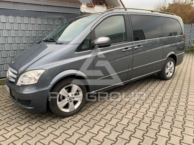 2011 Mercedes Benz Viano