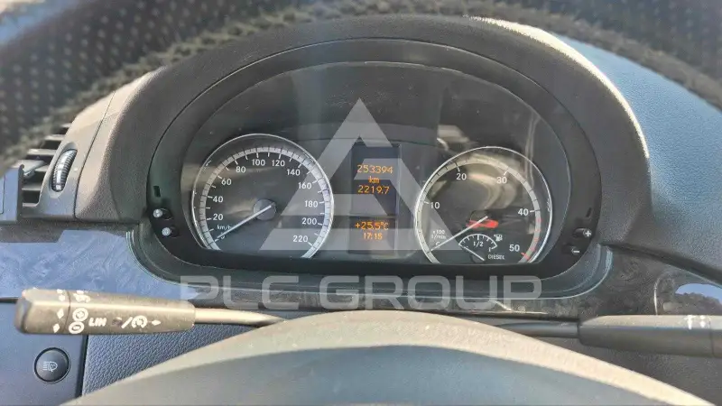 2011 Mercedes Benz Viano