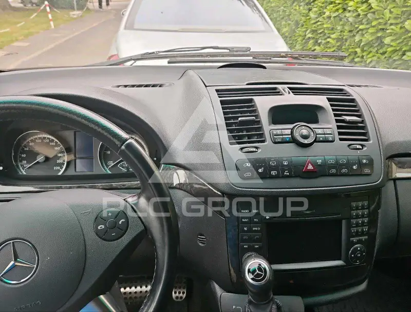 2011 Mercedes Benz Viano