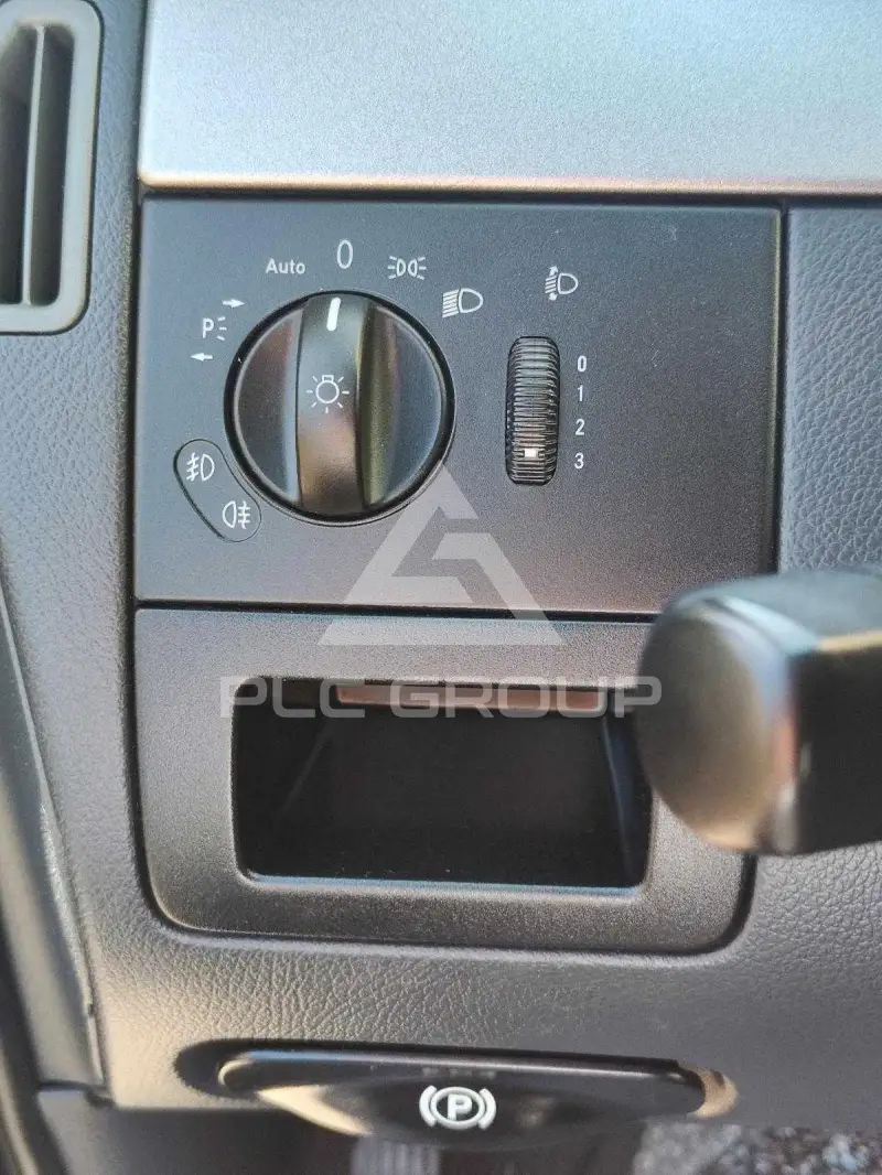 2011 Mercedes Benz Viano