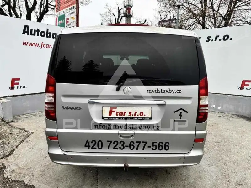 2011 Mercedes Benz Viano