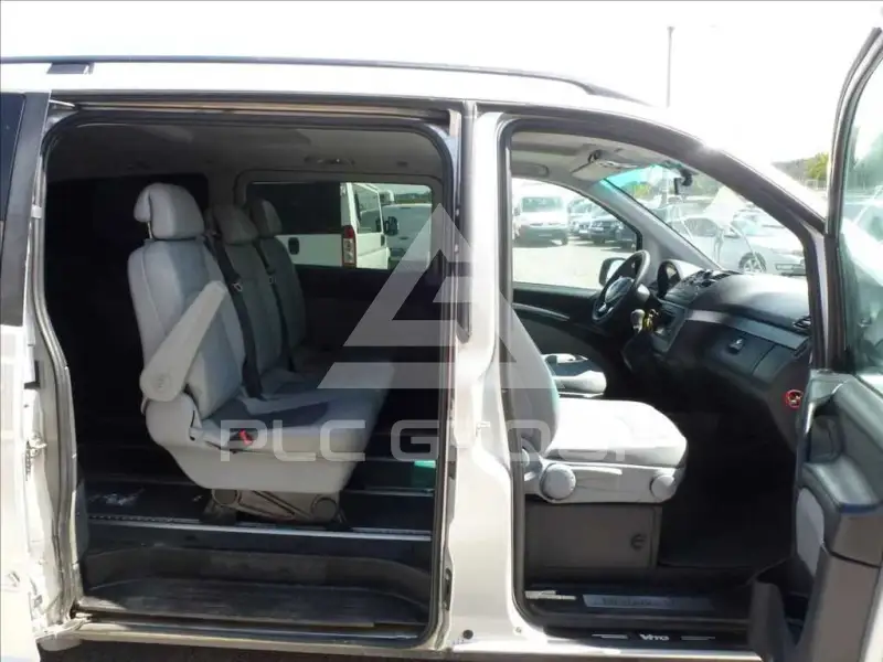 2011 Mercedes Benz Viano