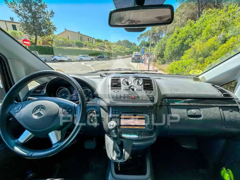 2011 Mercedes Benz Viano