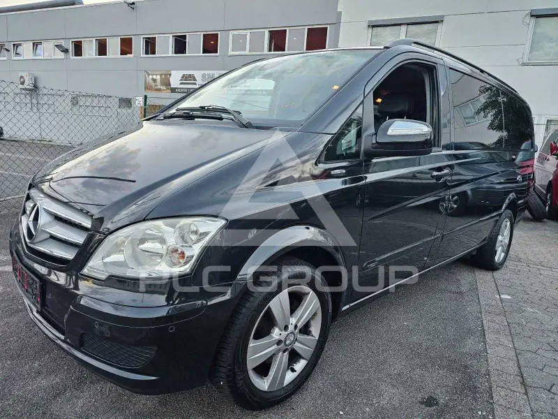 2011 Mercedes Benz Viano