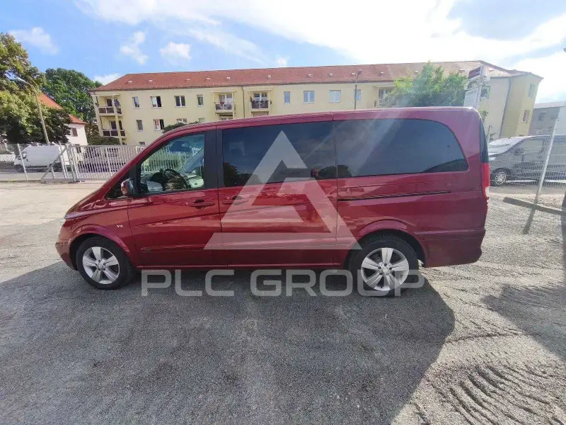 2011 Mercedes Benz Viano