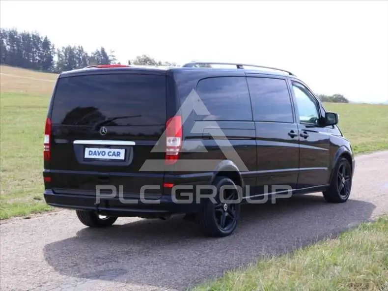 2011 Mercedes Benz Viano