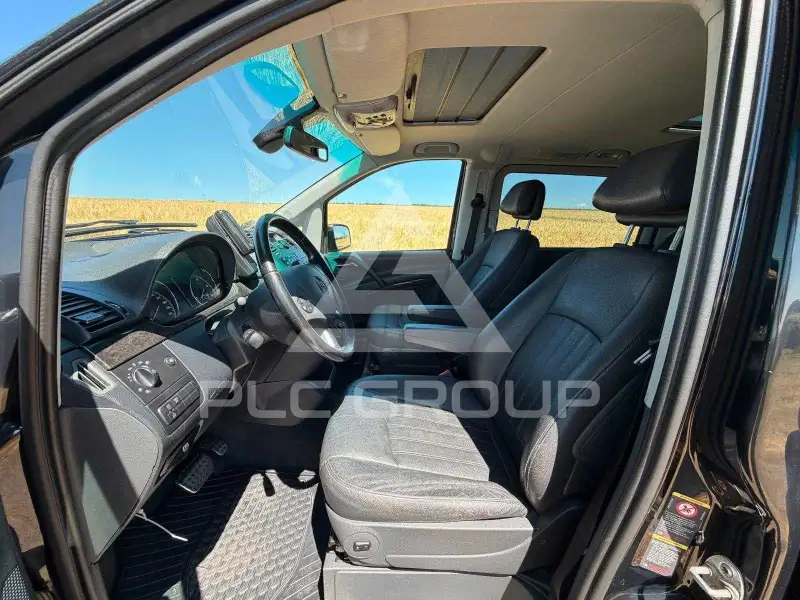 2011 Mercedes Benz Viano