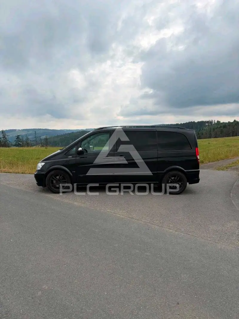 2011 Mercedes Benz Viano