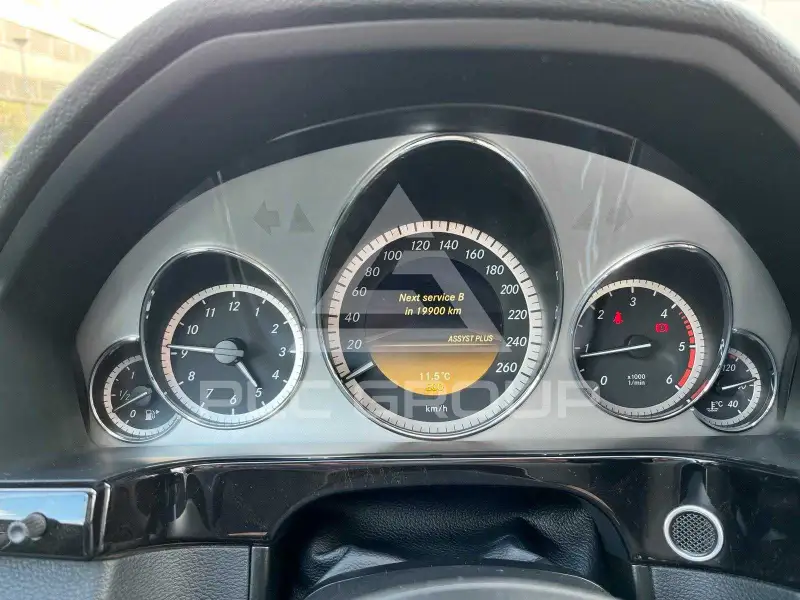 2011 Mercedes Benz 220