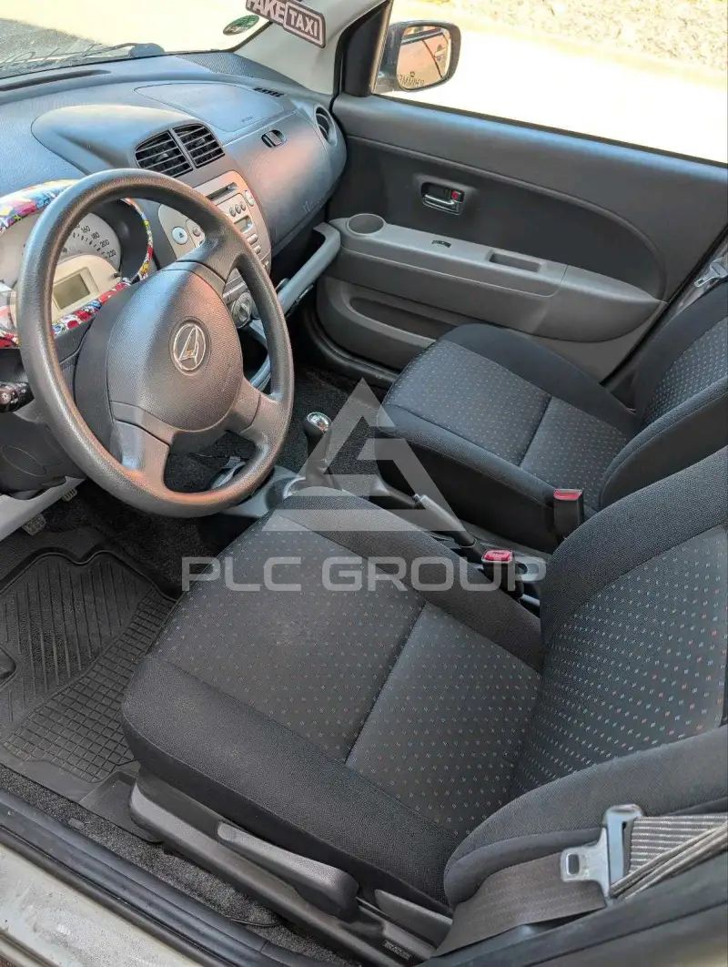 2011 Daihatsu Sirion