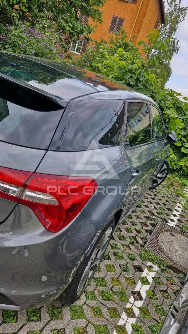 2011 Citroen DS5