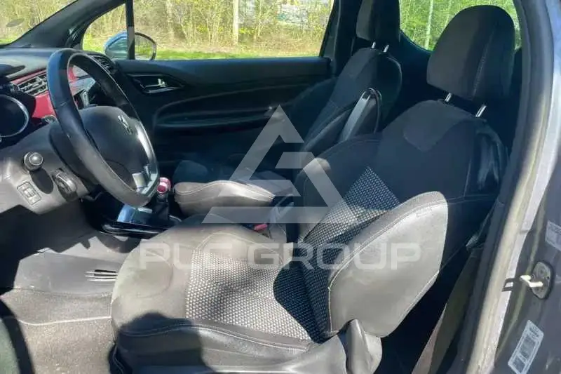 2011 Citroen DS3