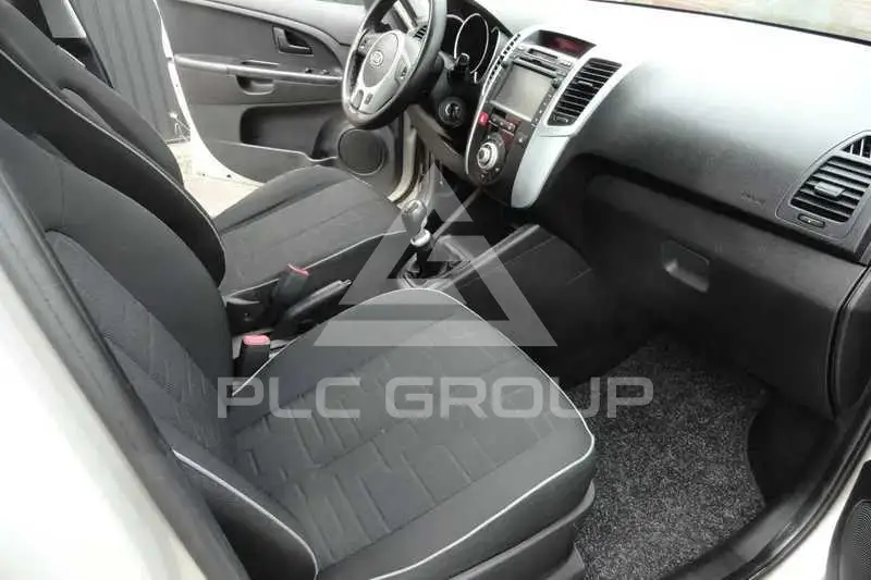 2011 KIA Venga