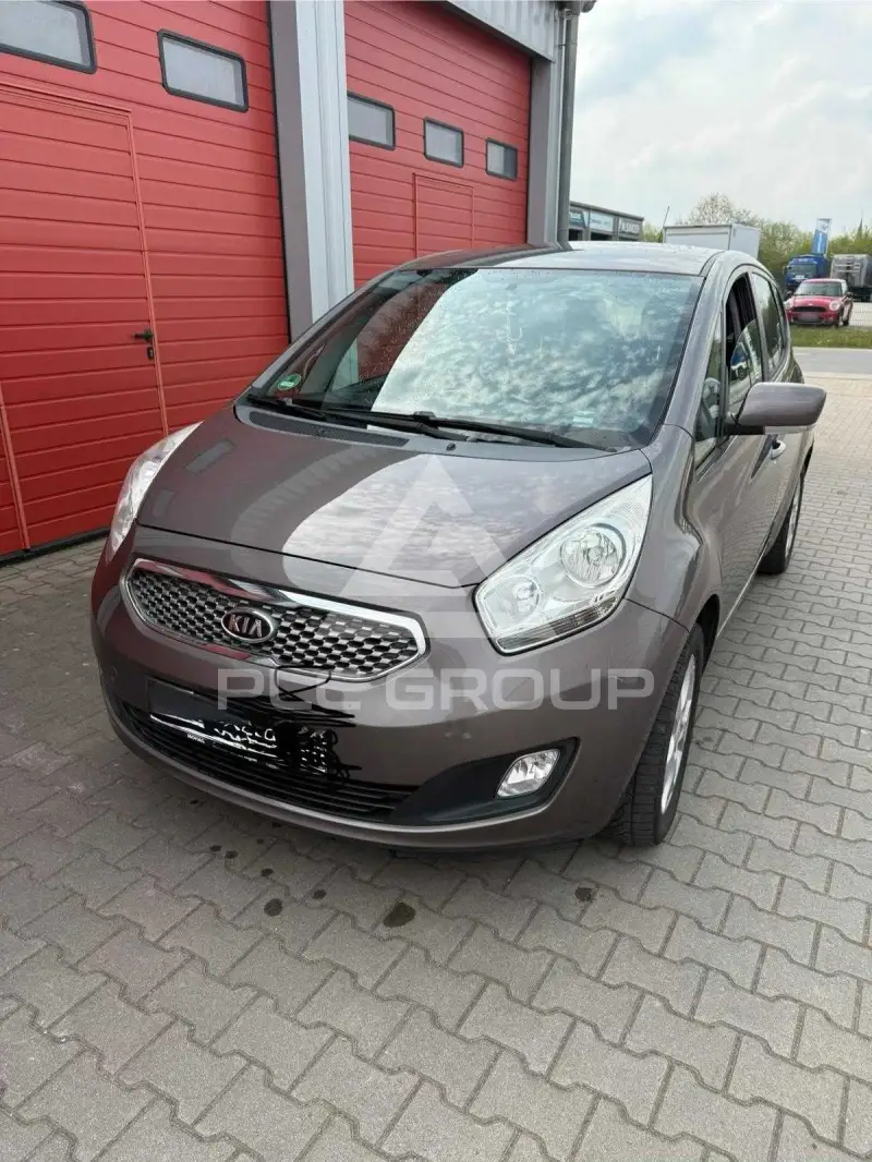 2011 KIA Venga