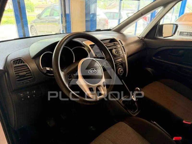2011 KIA Venga