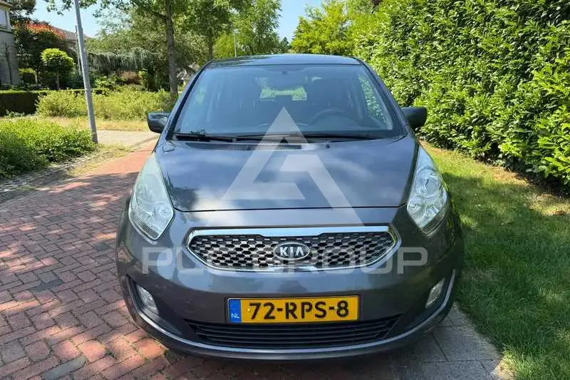 2011 KIA Venga