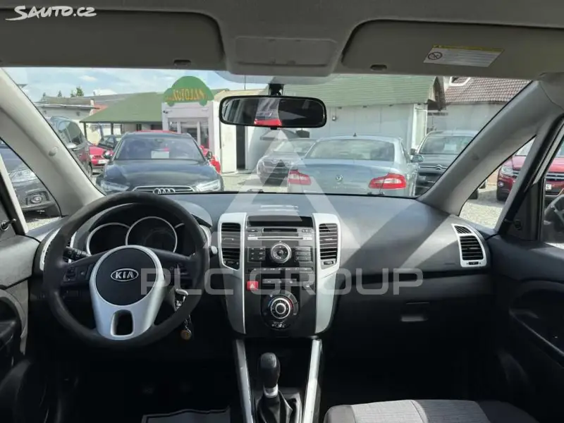 2011 KIA Venga